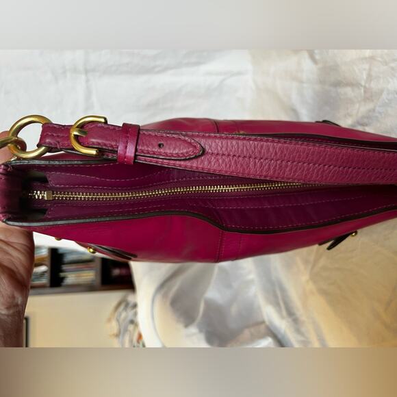 Coach Colette Leather Hobo
Style Number: 16413 - Picture 10 of 15